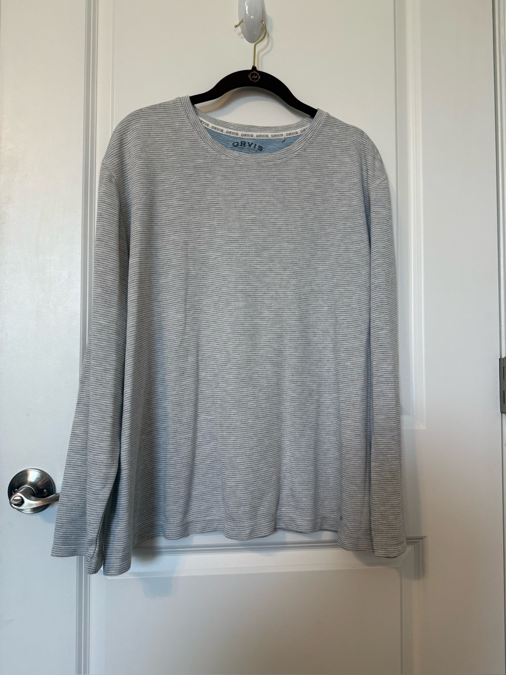 Orvis Men’s XL Gray Stripe Knit Long Sleeve Crewneck Shirt